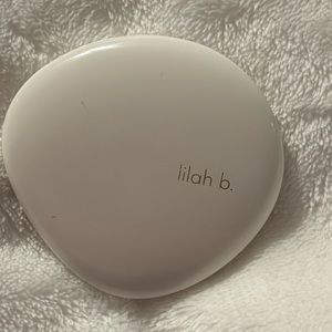 lilah b. B. Sun-Kissed Bronzer